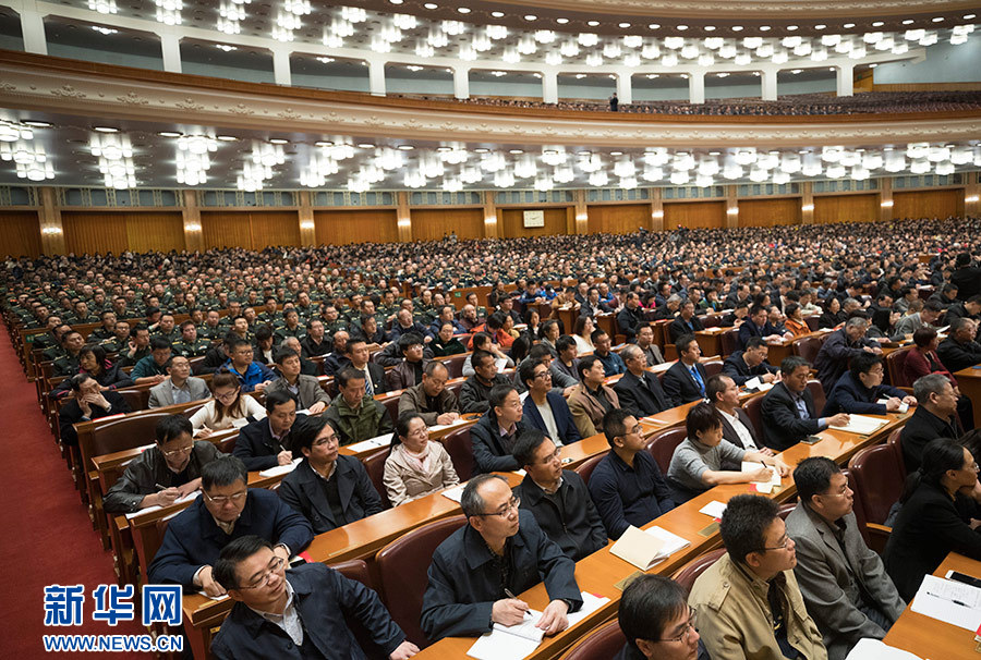 3、边教授解答村民相关疑问.jpg