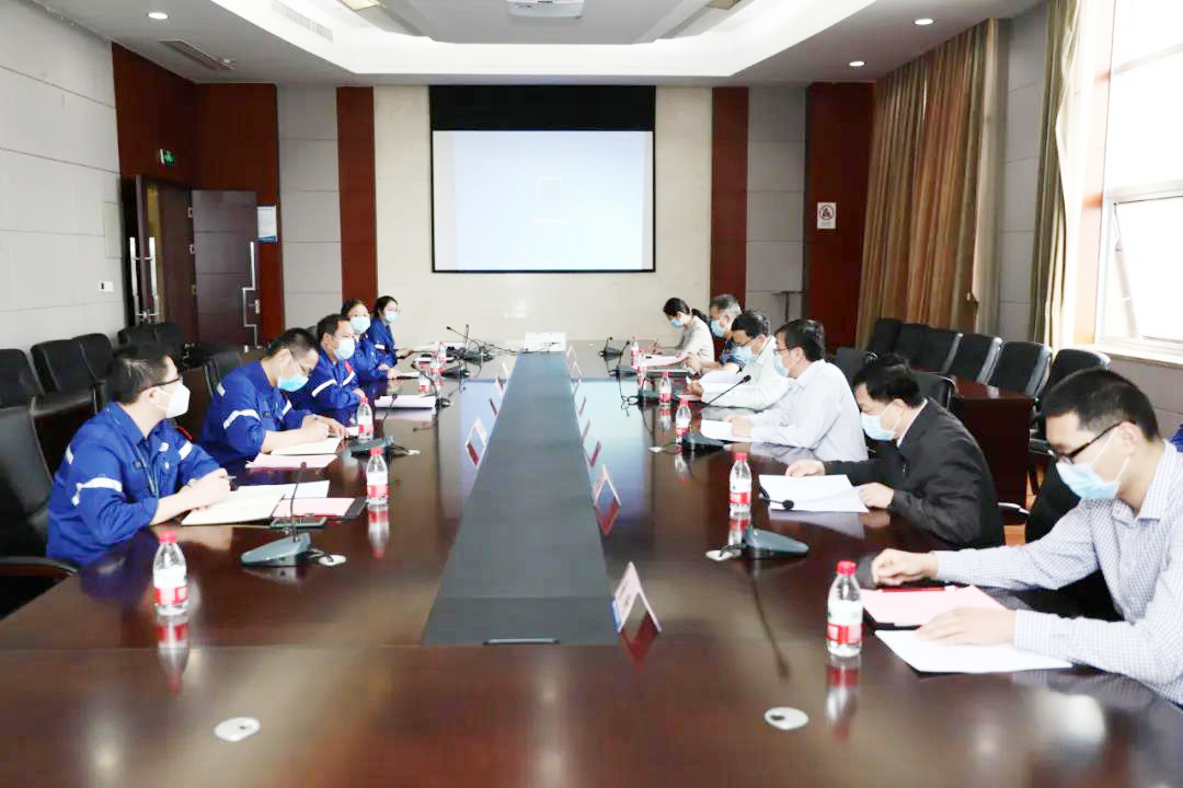 1会议全景副本.jpg
