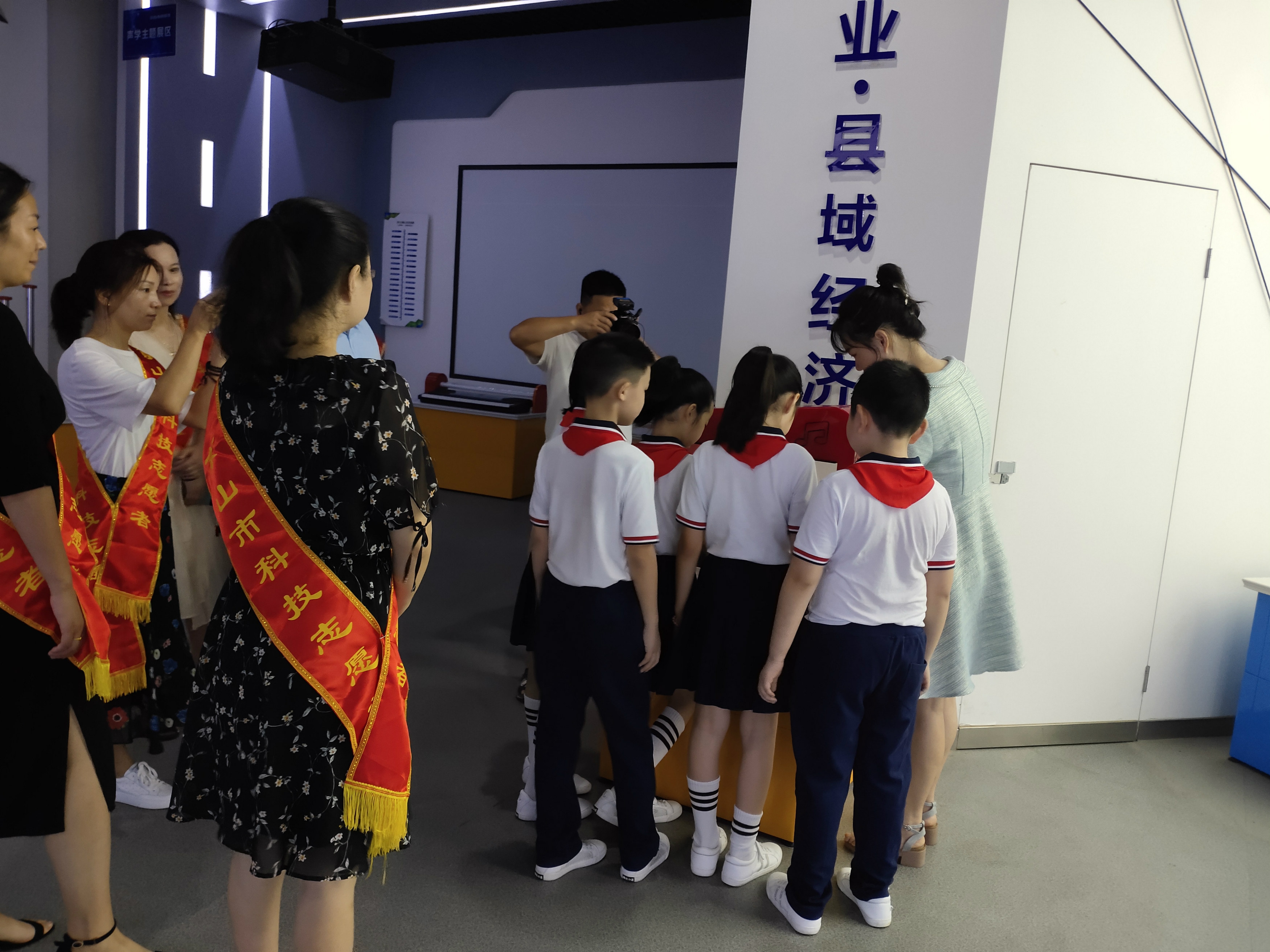 图2_meitu_4.jpg