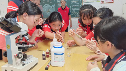 香城科普讲堂走进市实验小学321.png