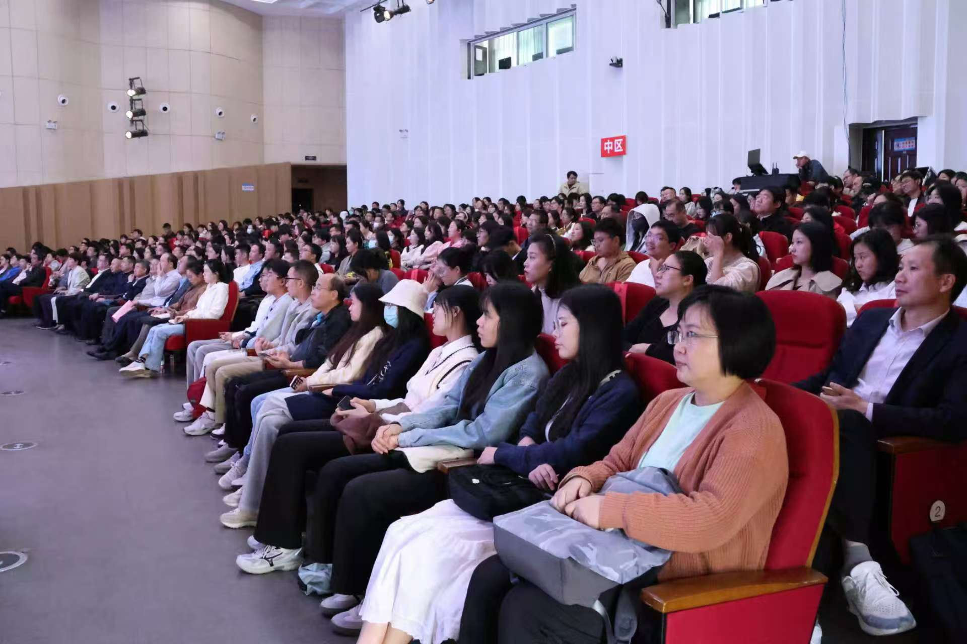 微信图片_20241028085358.jpg