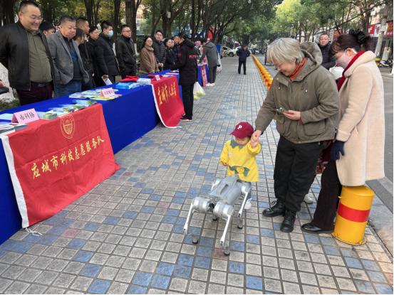 2动.jpg