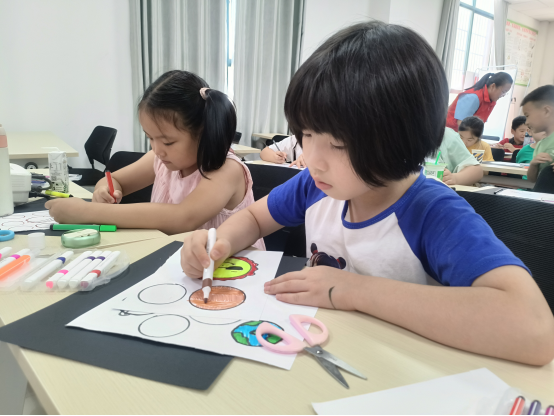 开展科普活动 点燃孩子科学梦251.png