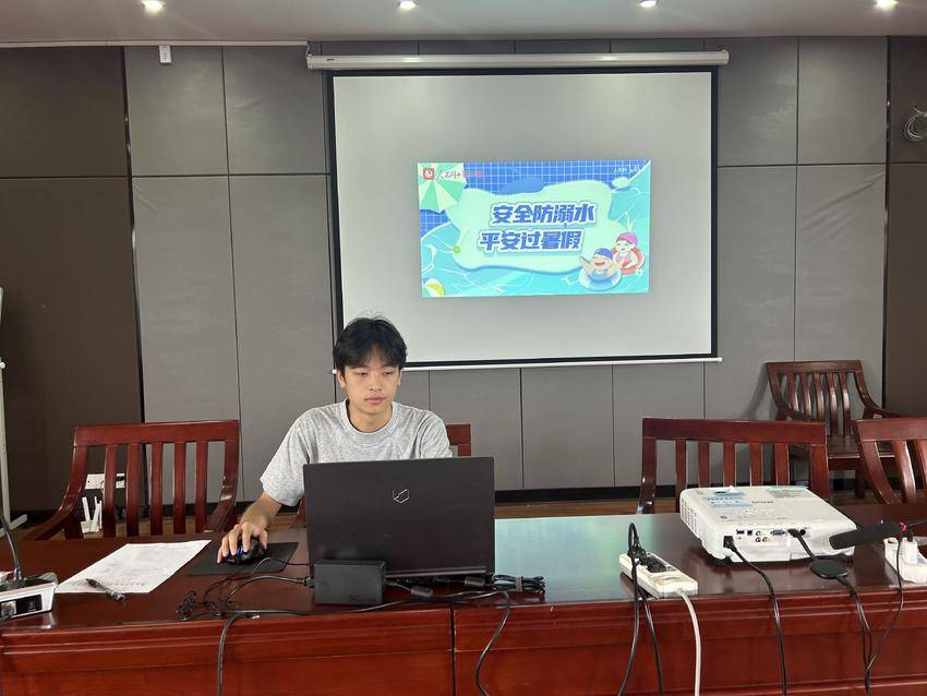 1756103196808029801.jpg 4.jpg