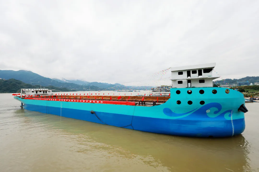 1761637841249043126.png 640.webp.png