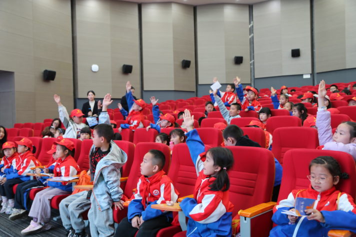 1762400757930083847.png 1762222056383213.png