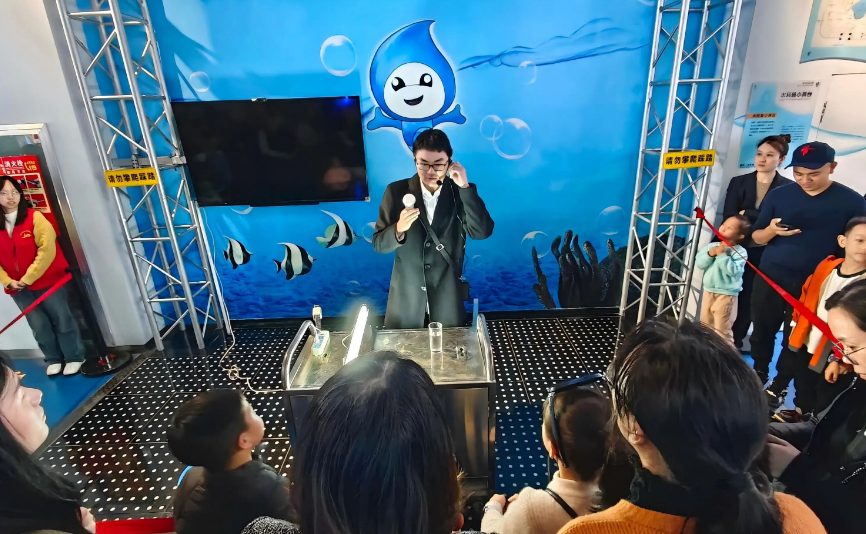 1762856499012015693.png 4.png