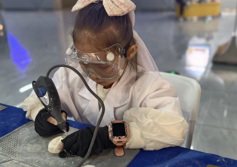 1762856630333005322.png 8.png