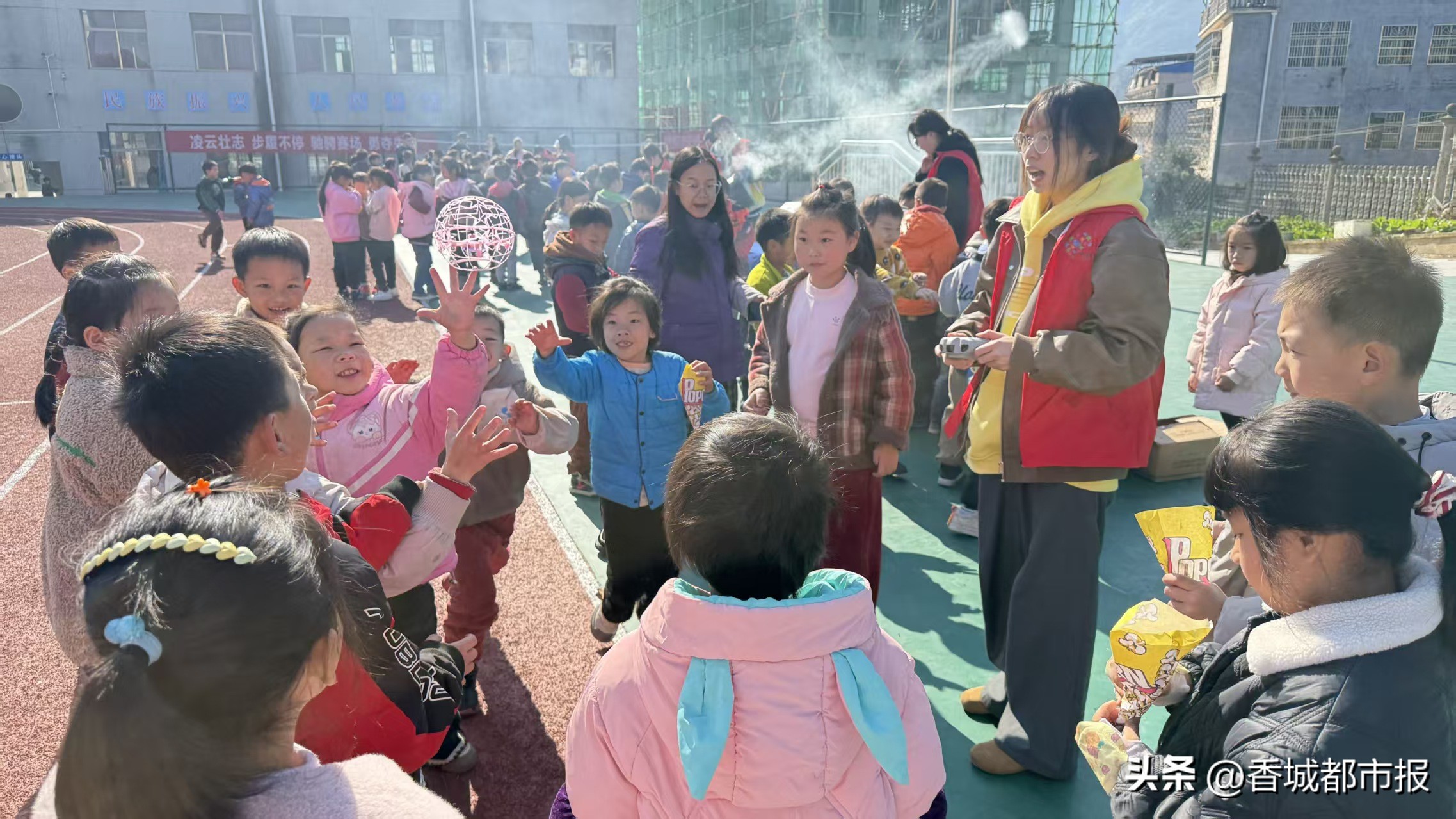 1763543375292088609.jpeg 8bcec594ab7545f8a3be9efa4d03cd8a_tplv-tt-origin-web_gif.jpeg