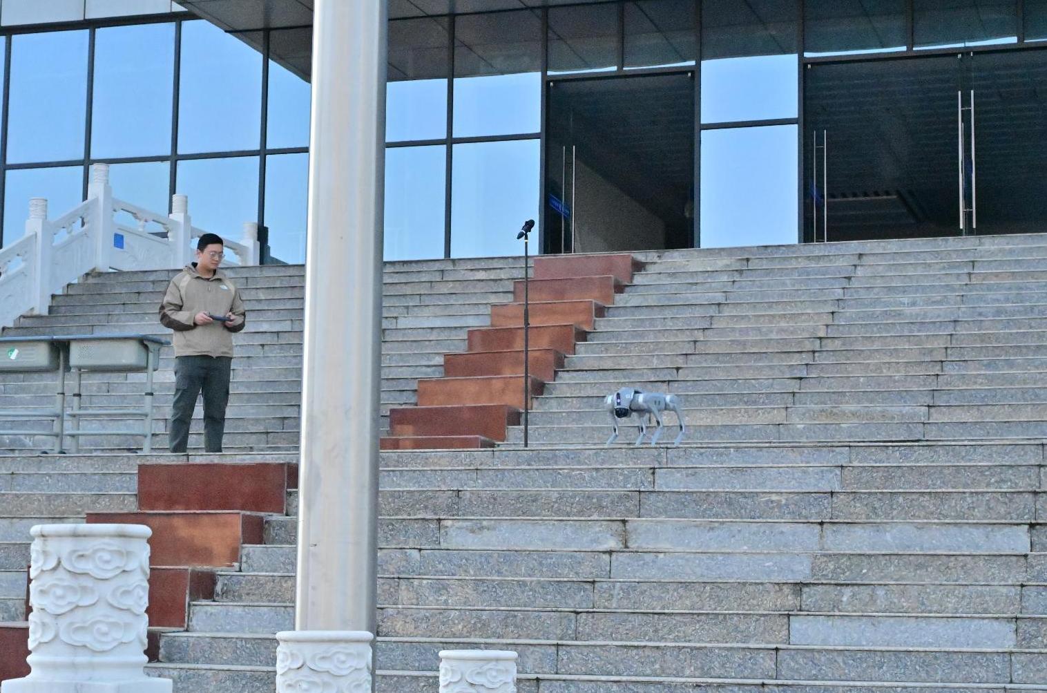 1764724208174053620.jpg 截图录屏_选择区域_20251203090951.jpg