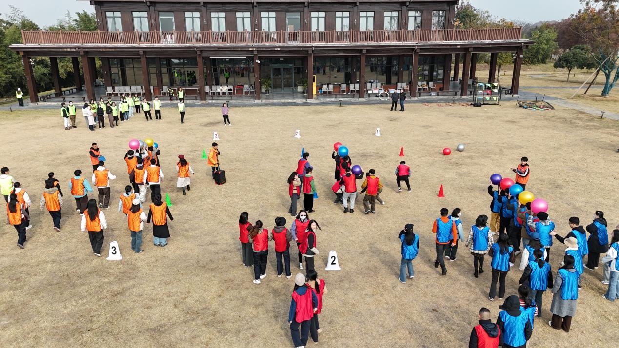 1764741700739096871.jpg 2.jpg