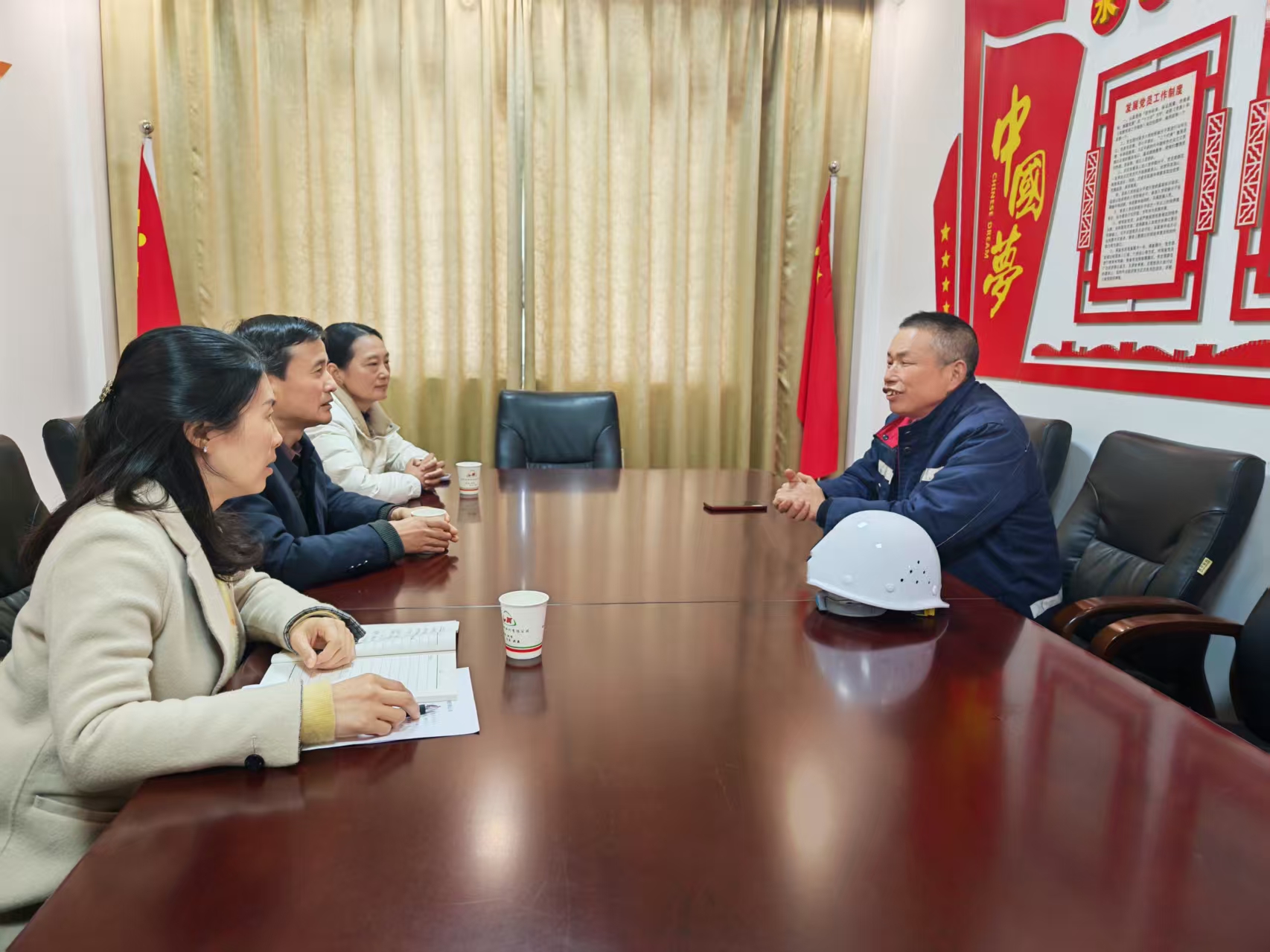 1765444526644022759.jpg 1765443446746189.jpg