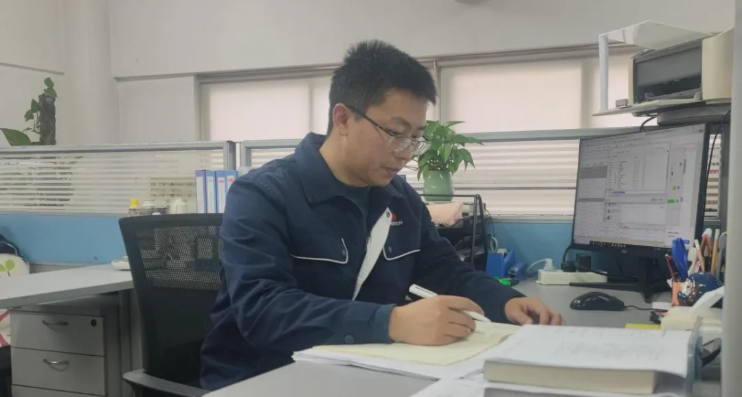 1775026253299064333.png 640 (2).webp.png