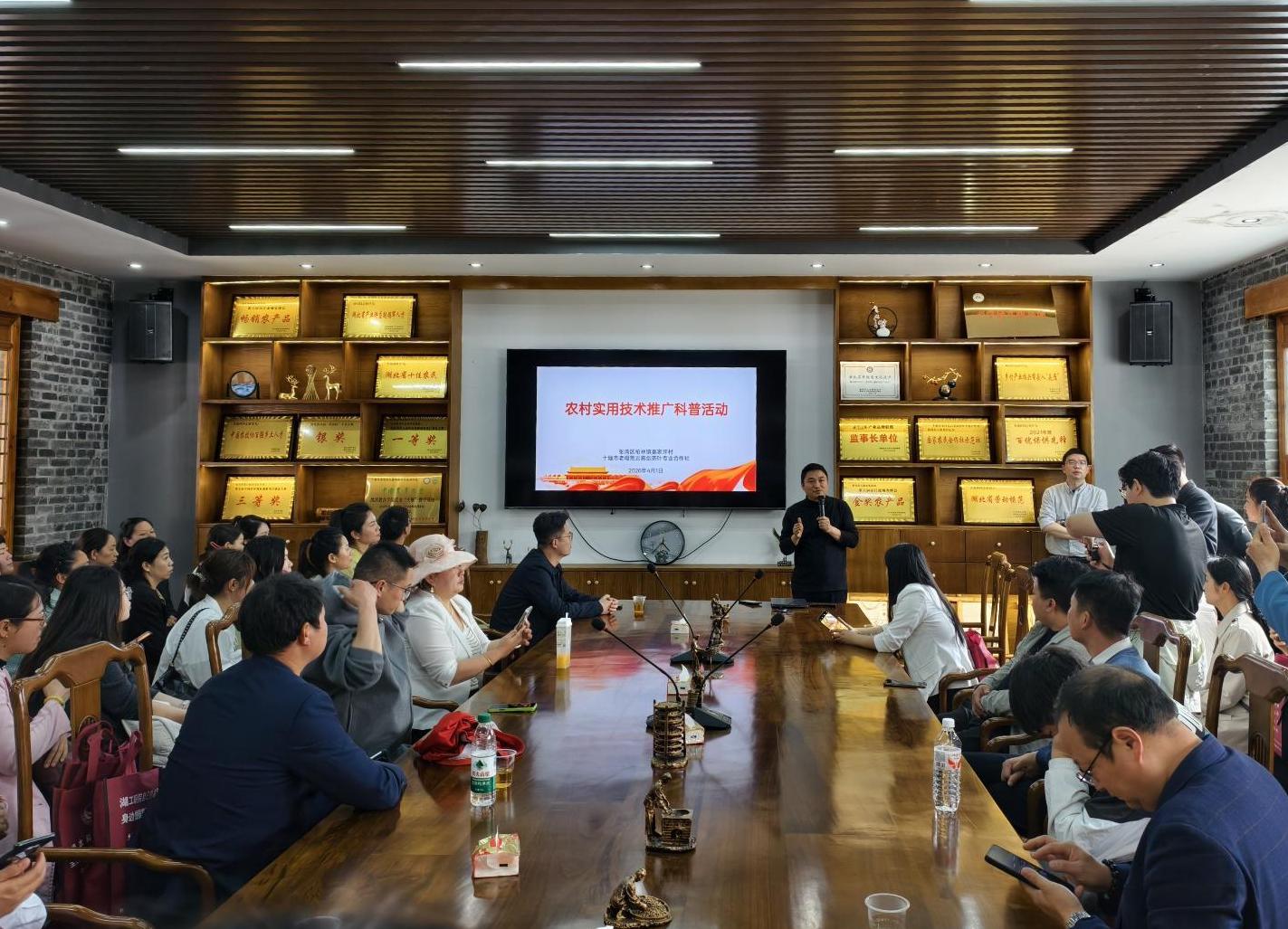 1775184516860022461.jpg 截图录屏_选择区域_20260403104716.jpg