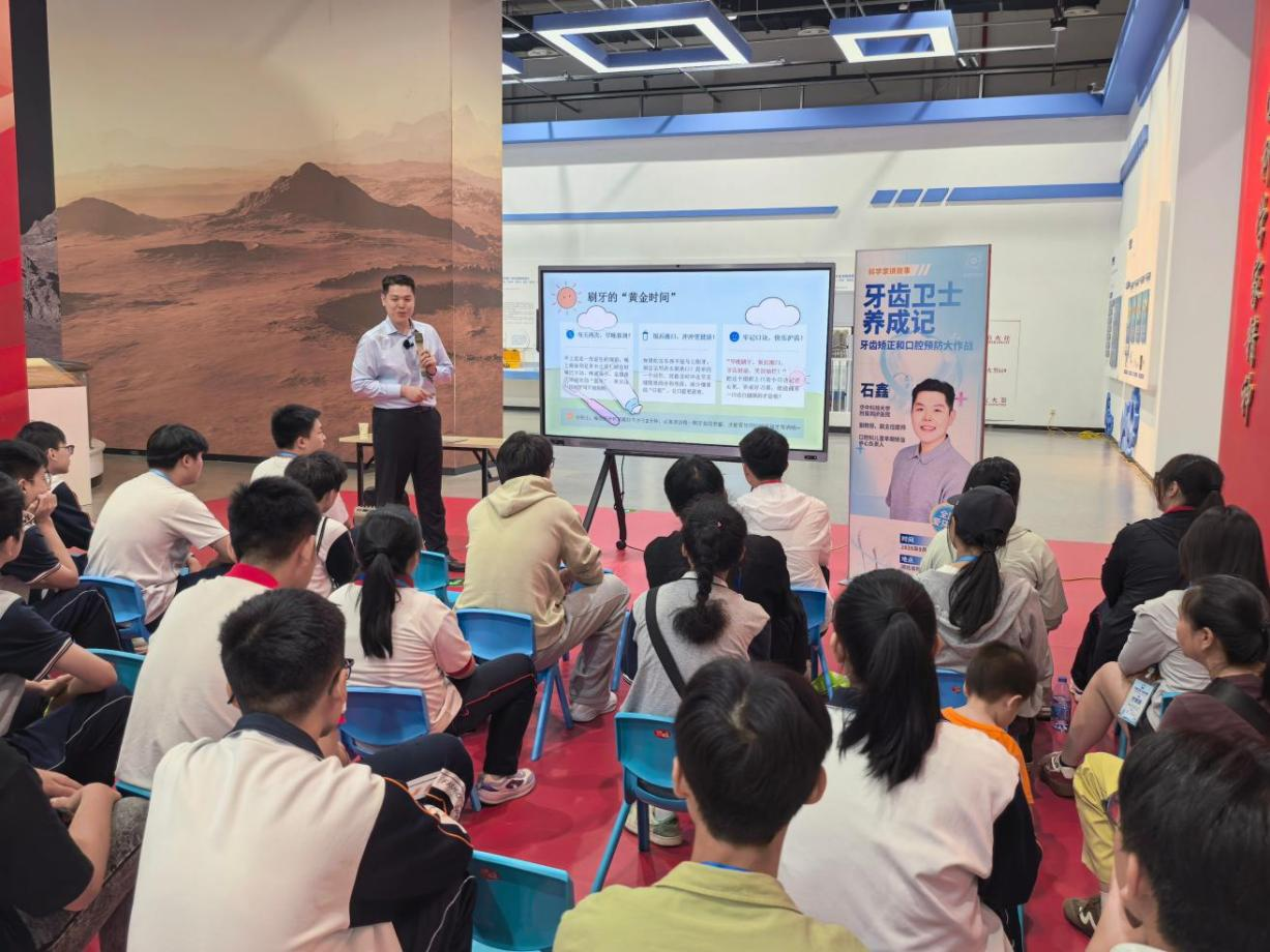 1790046839087016692.png 图片1.png