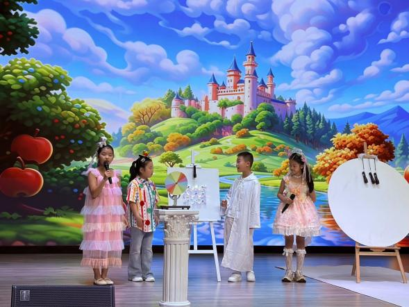 1791877780606073135.png 小小表演家 8月.png