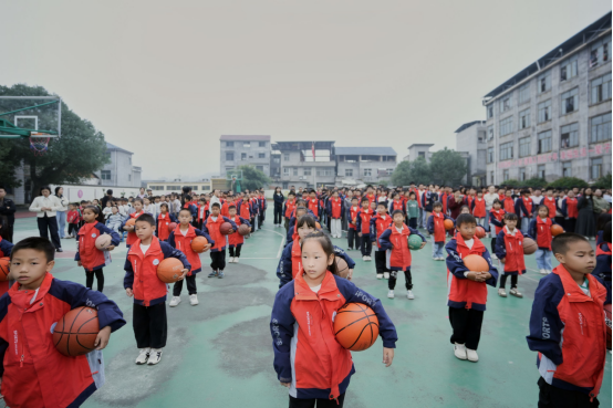 1793153866772079037.png 1027新闻稿--科普筑梦点亮乡村课堂+数智赋能播撒科学火种351.png